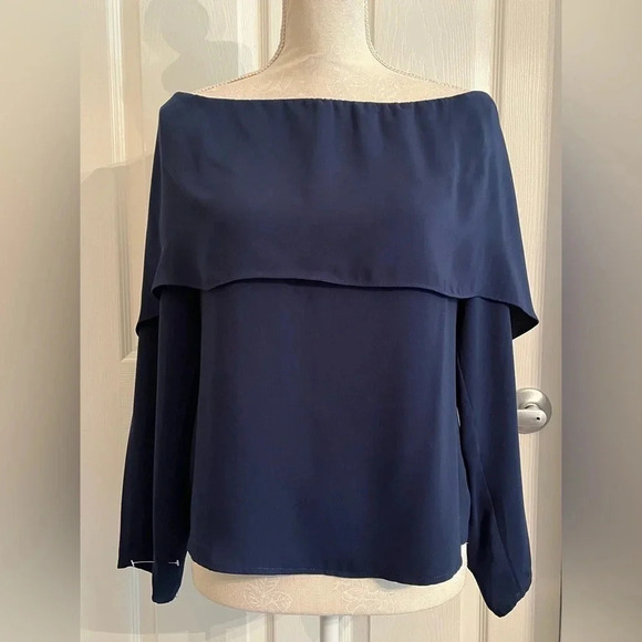 Naked Zebra off‎ the shoulder top in a navy color size S NWT - Picture 8 of 11